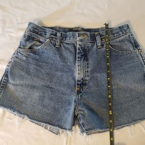 Wranger cut off shorts